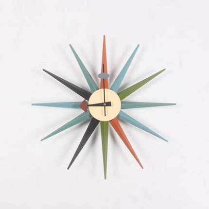 Retro tähdenmuotoinen seinäkello olohuoneeseen