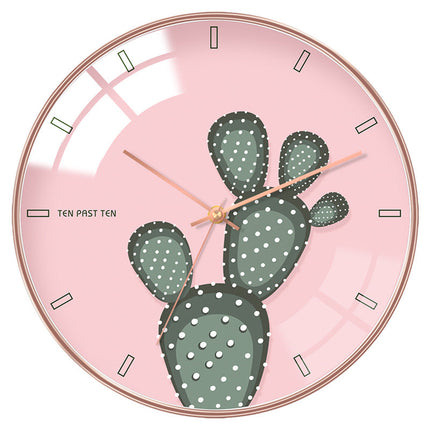 Moderni seinäkello kuperalla lasilla