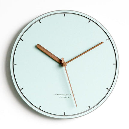 Pastellinpunainen skandinaavinen design-seinäkello