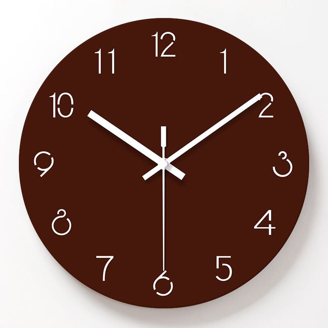 Moderni keltainen seinäkello minimalistisella tyylillä