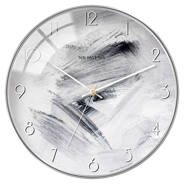 Moderni seinäkello kuperalla lasilla