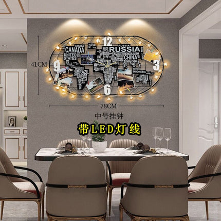 Suuri maailmankartta seinäkello LED-valoilla