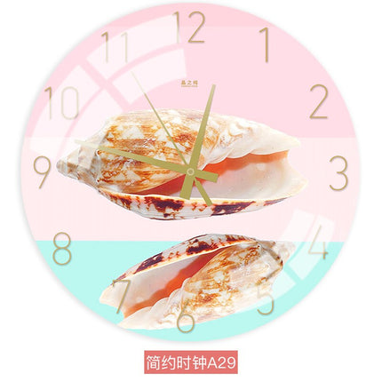 Värikäs abstrakti skandinaavinen seinäkello