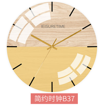 Värikäs abstrakti skandinaavinen seinäkello