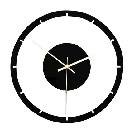 Musta minimalistinen moderni seinäkello