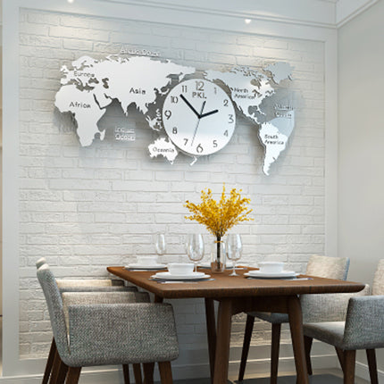 Hopeanvärinen maailmankartta seinäkello mantereilla