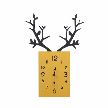 Design seinäkello peuran sarvilla