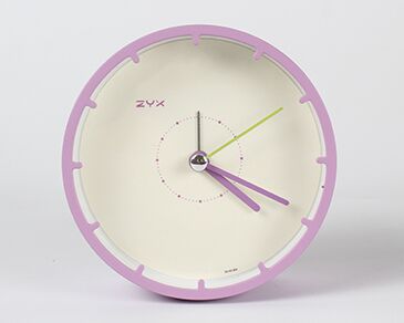 Moderni pyöreä pöytäkello ilman numeroita