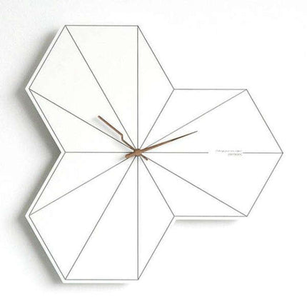 Moderni geometrinen design-seinäkello