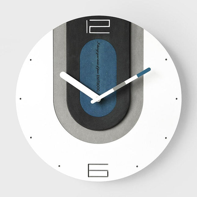 Värikäs teollinen design seinäkello