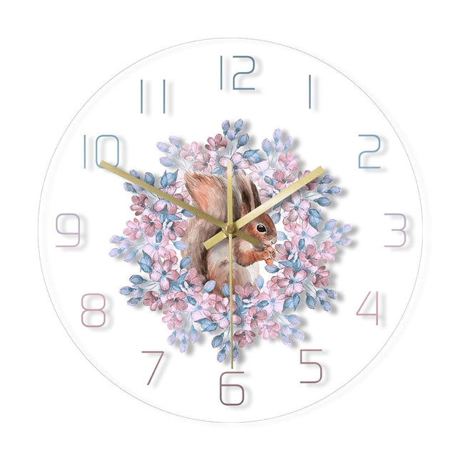 Koristeellinen seinäkello orava-aiheella