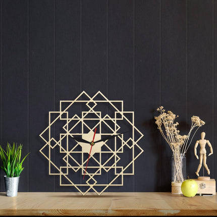 Geometrinen puinen seinäkello mandalakuviolla