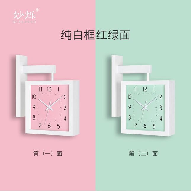 Neliönmuotoinen puinen seinäkello kaksipuolinen