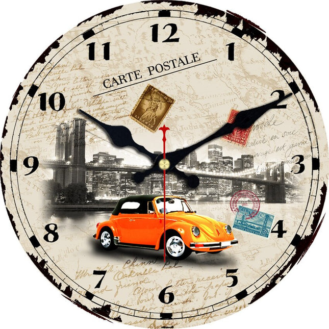 Pariisi-aiheinen retro-seinäkello autolla