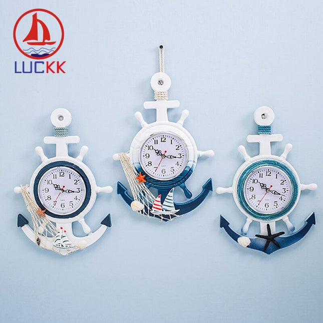 Meriaiheinen ankkuri seinäkello puusta