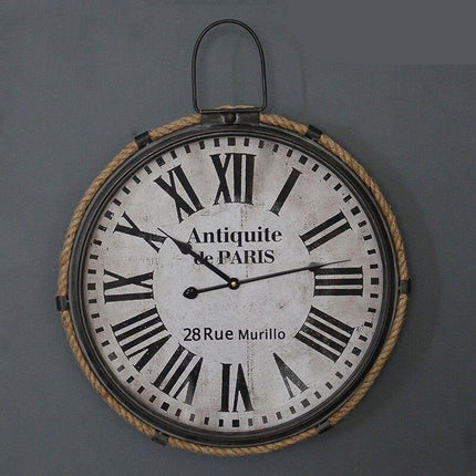 Rustiikkinen seinäkello köysireunuksella