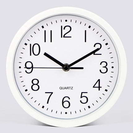 Yksinkertainen valkoinen pyöreä seinäkello