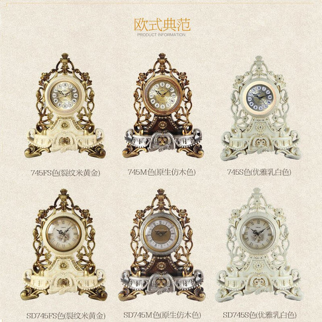 Antiikkinen kultainen pöytäkello koristeeksi