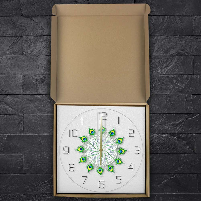 Riikinkukko-aiheinen seinäkello olohuoneeseen