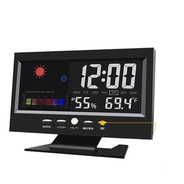 Moderni digitaalinen pöytäkello sääasemalla