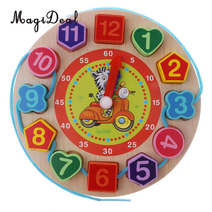 Puinen opettavainen kellolelu lapsille