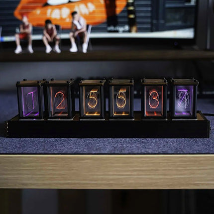 Retro digitaalinen Nixie-putkikello