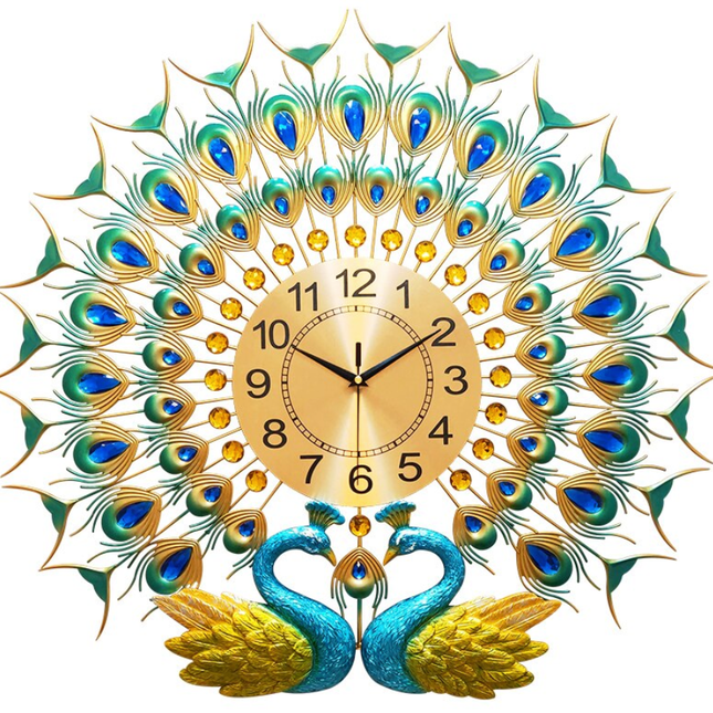 Suuri seinäkello kahdella riikinkukolla