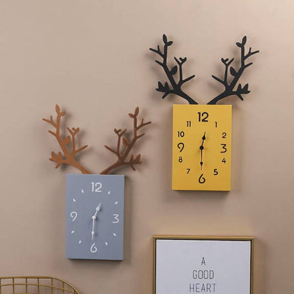 Collection image for: Keltainen Seinäkello