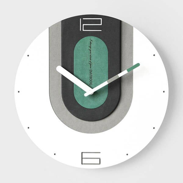 Värikäs teollinen design seinäkello