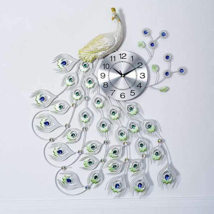 Hopeanvärinen riikinkukko-aiheinen seinäkello