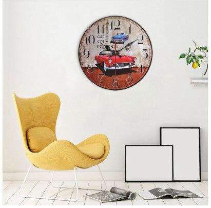 Retro seinäkello klassikkoautojen kuvilla
