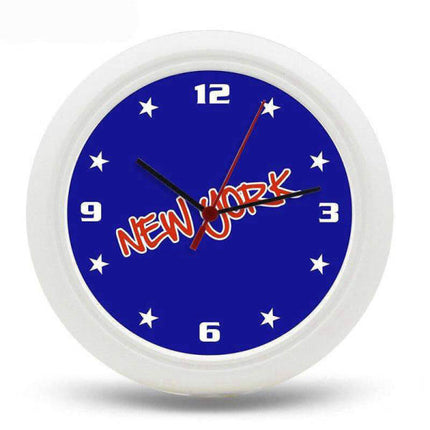 New York-seinäkello tähdillä