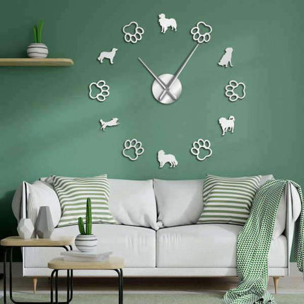DIY seinätarra kello koirilla ja tassuilla