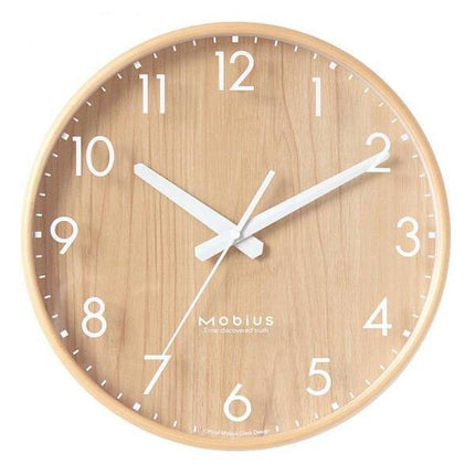 Minimalistinen puukuvioinen seinäkello